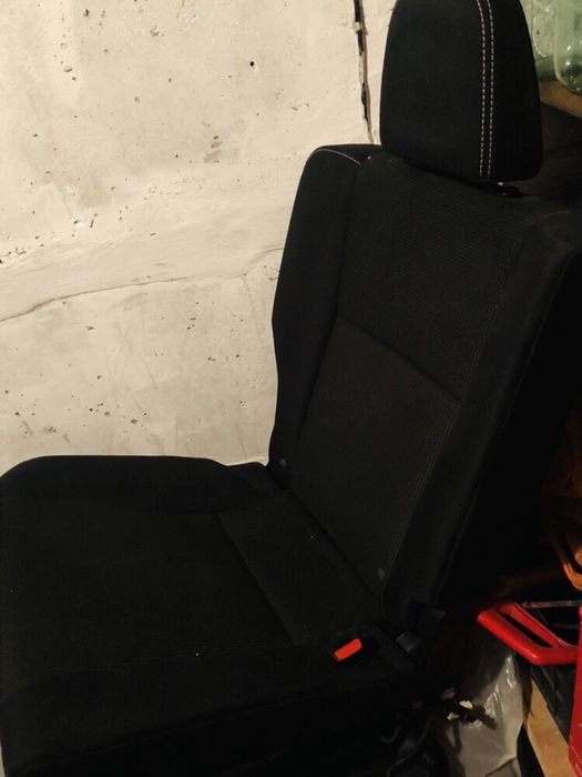 Сиденье пассажира заднее 1/3 на Рав 4