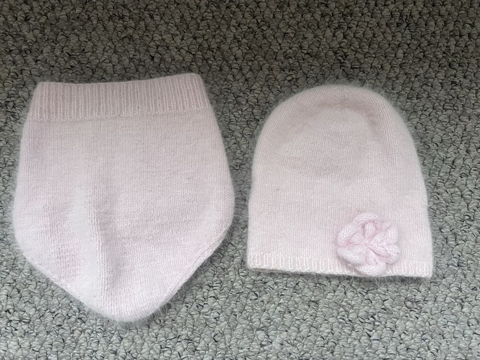 Комплект на дівчинку шапка та шарф/ манішка пух норки на 7-12 років