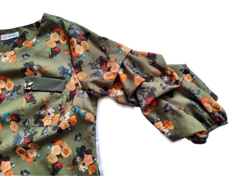 Блузка хакі в квіти