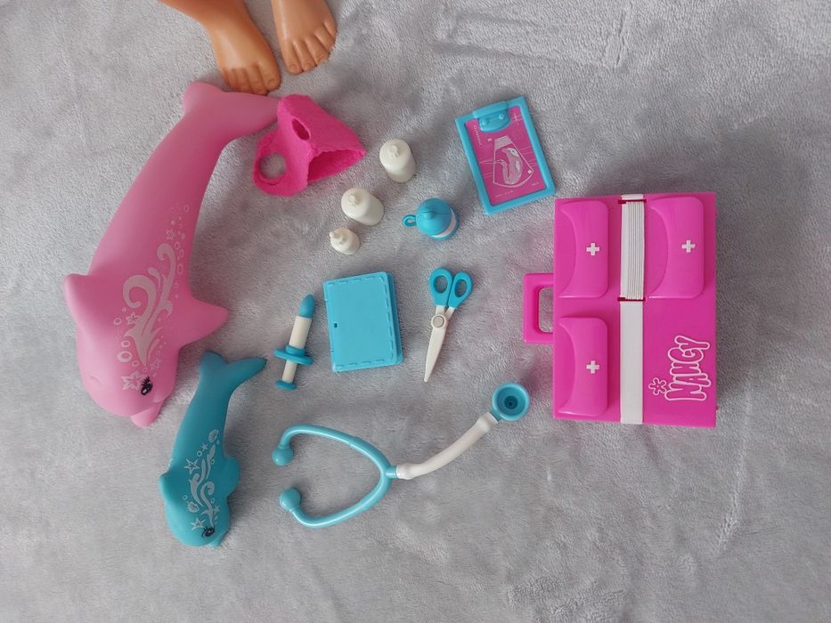 Boneca Nancy veterinária