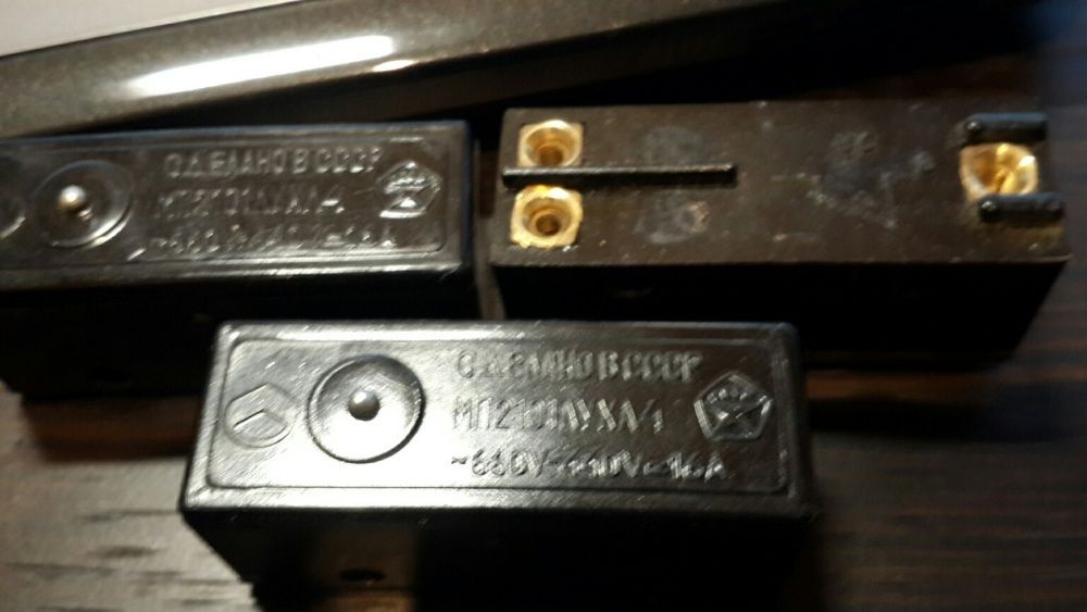 Продам микропереключатель МП2101ЛУХЛ4 МП2102