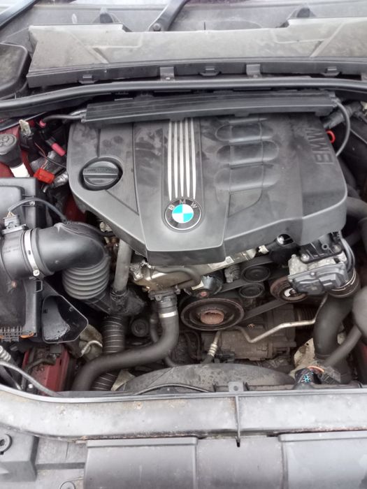 Bmw e90 e87 116d 316 d N47 D20C silnik