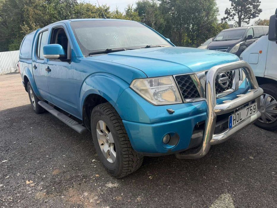 Nissan navara 4*4