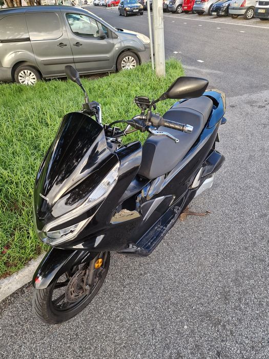 Honda pcx 125 ano 2021