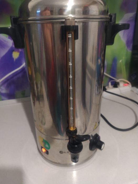 Hendi 209882,електрокип'ятильник,заварник,кавоварка професійна ,10 л