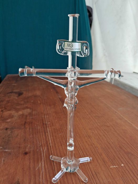 Crucifixo Cristo em Vidro Manual Soprado - DMG Marinha Grande