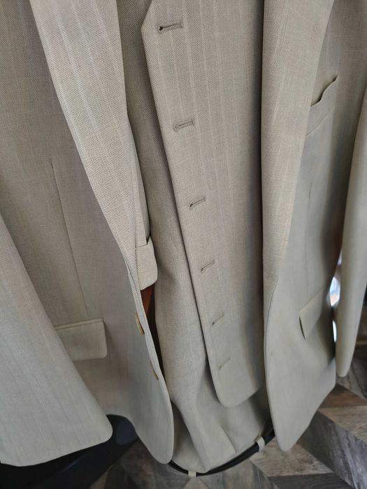 Garnitur męski beżowy koszula Wólczanka i krawat gratis