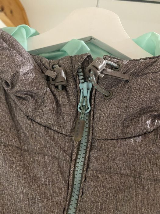 Lekka kurtka z kapturem