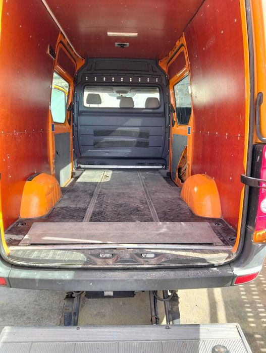 Vendo VW Crafter com Plataforma Hidráulica
