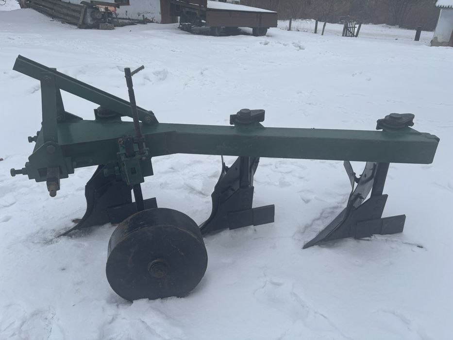 НОВИЙ плуг навісний не оборотний плн 3 35 під кукурудзу МТЗ 80 82 892