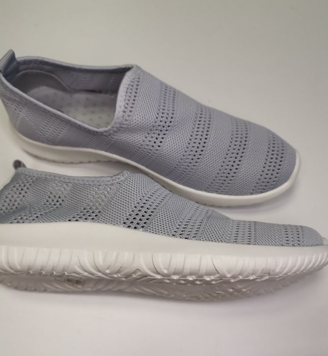 Tenisówki szare raz 40