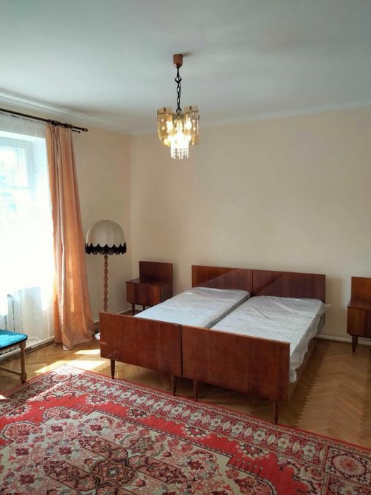 Продаж 5 кімн.квартира 124.60 м² 1/1ц вул.Пріцака 140000$