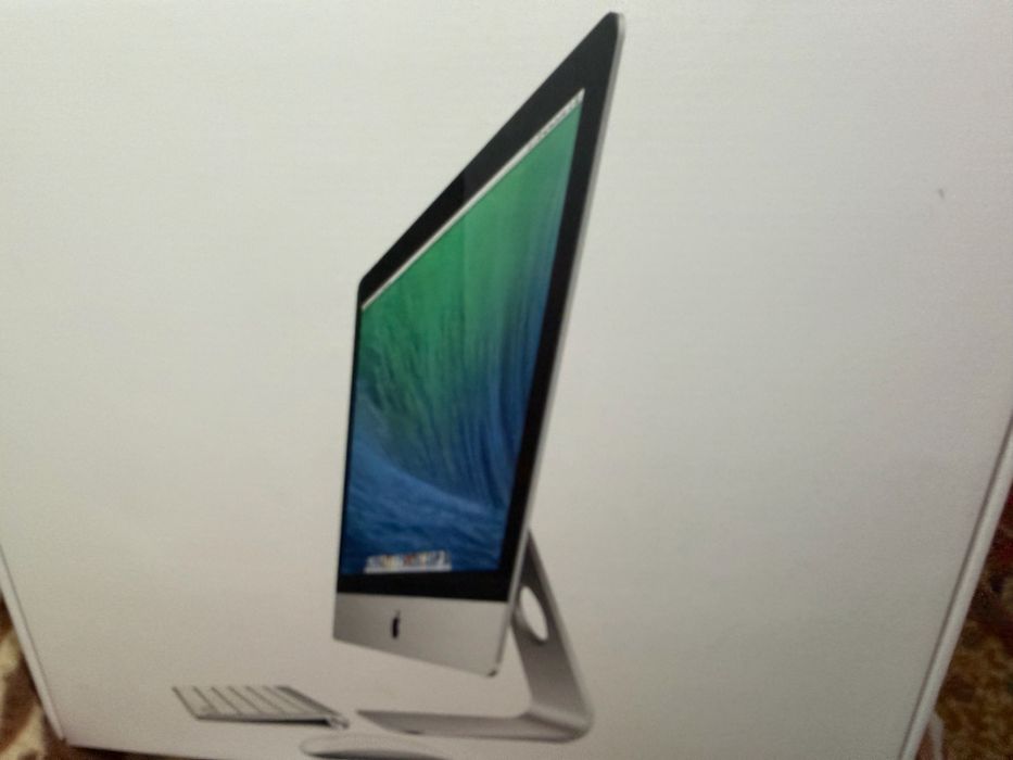 Apple iMac 21.5” (2013) / i5 / 8GB / 1TB мышь+клавиатура