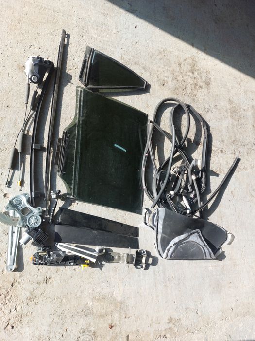 Аутбек 2024 комплектуючі до дверей