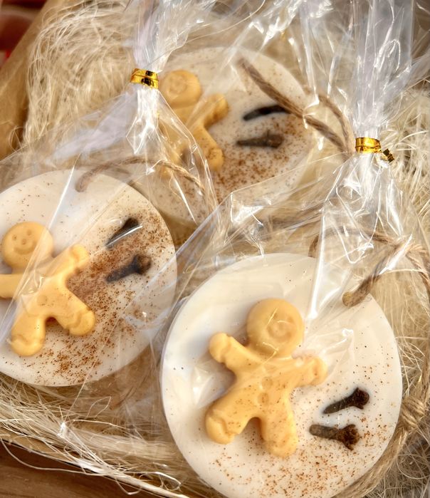 Zawieszki sojowe zapachowe swiateczne - wosk sojowy