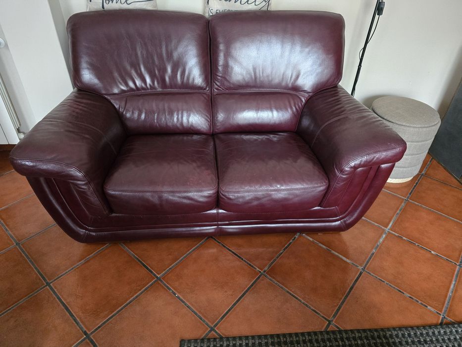 Conjunto sofa pele 3+2