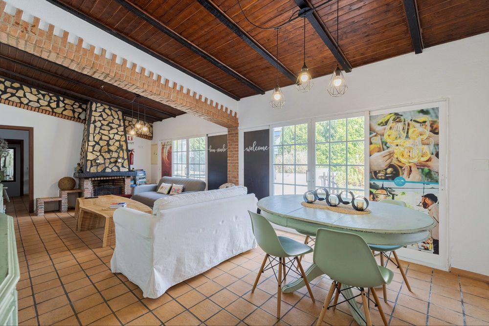 Moradia T2 mobilado com piscina - Brejos de Azeitão