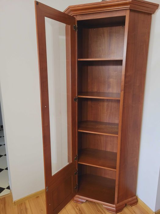 Sprzedam Szafke narożna