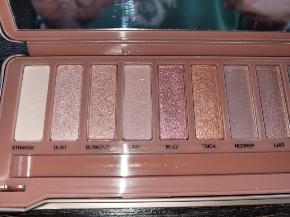 Urban Decay Naked 3 paleta cieni do powiek