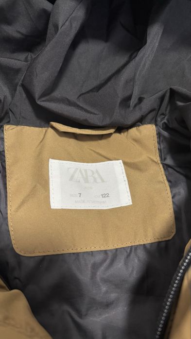 Пуховик плащ Zara 122 на 7 років
