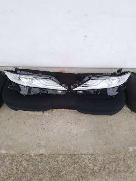 Фари FULL LED на Toyota Camry 70 Тойота камрі 17-24 року