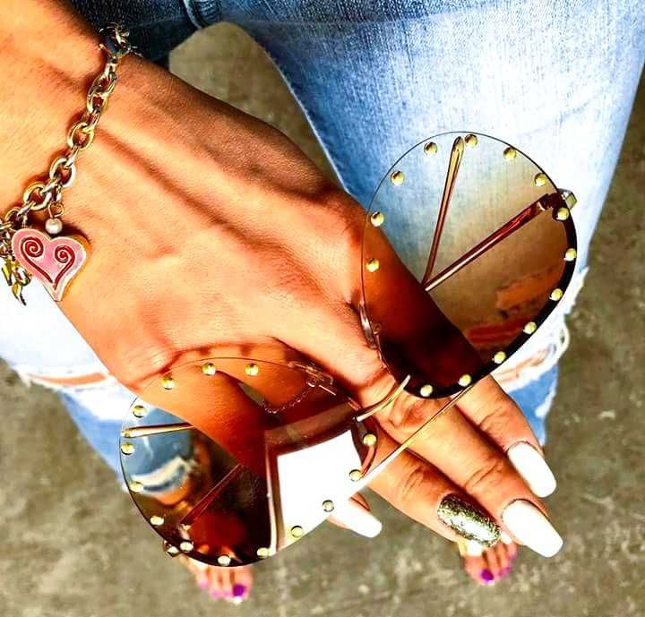 Brązowe okulary pilotki złote ćwieki