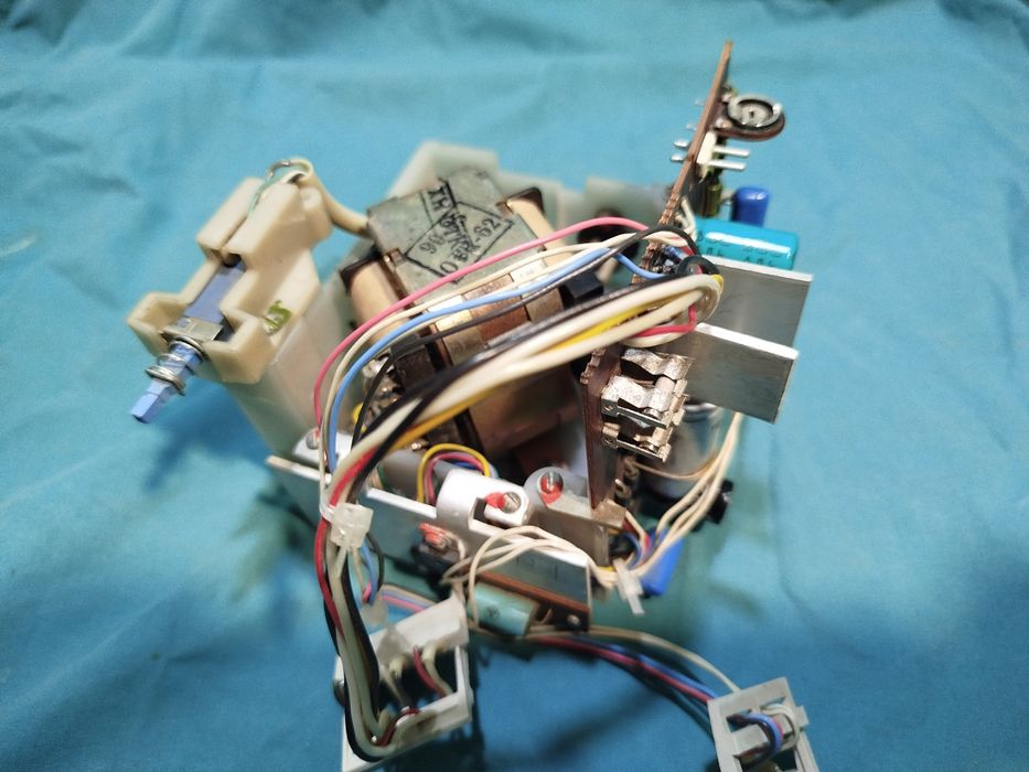 Маяк 240 .Блок живлення.