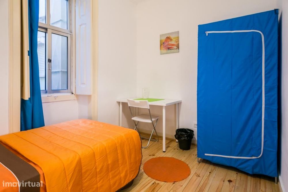 Quarto - localizado em Arroios Lisbon