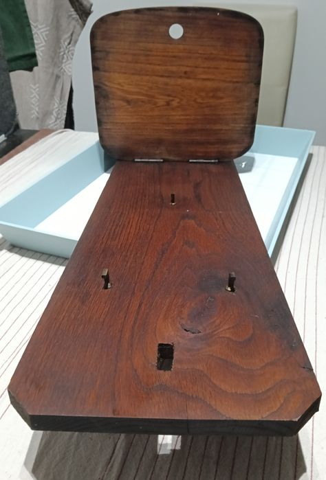 Suporte de parede antigo prateleira