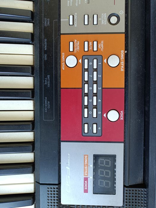 Teclado portátil PSR F50 Yamaha original como novo