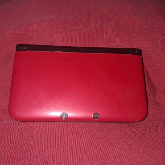 Nintendo 3DS XL com jogos