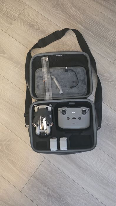 Dron DJI Mini 4 Pro + Kontroler RC-N2 + 2 Baterie + Torba Sunnylife