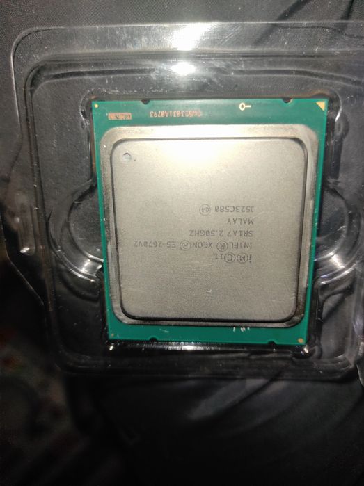 Процесор XEON E5 2670 V2 в ІДЕАЛ СТАНІ
