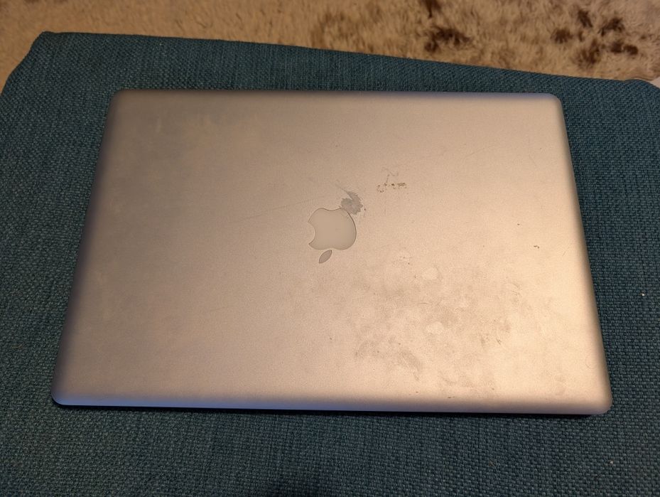 MacBook pro 16" mid 2009 para peças