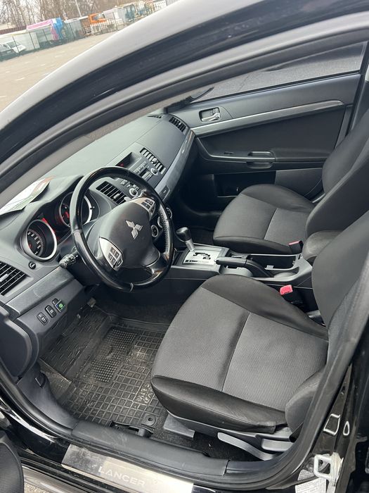 Mitsubishi lancer 2.0