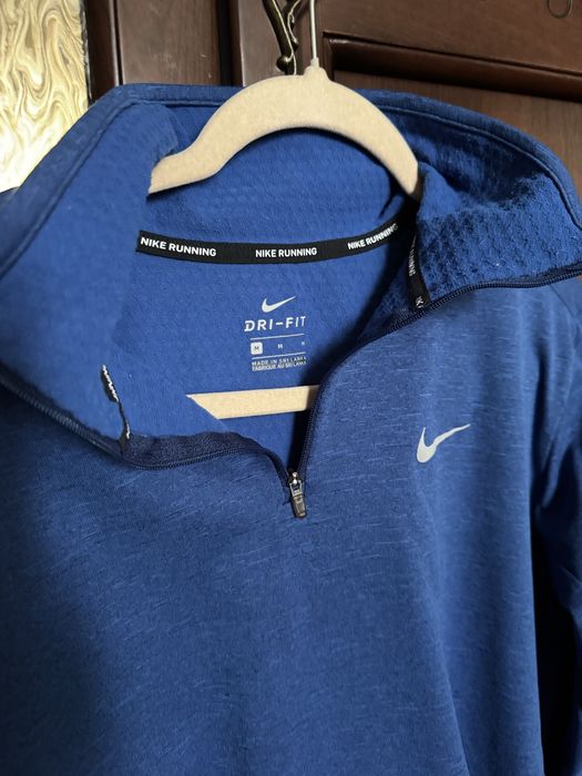 Кофта nike для бігу