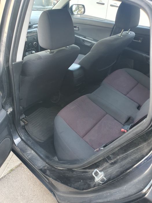Mazda 3 hatchback 2005 rok 1.6 diesel  109 KM tani i oszczędny  samochód na dojazdy do pracy
