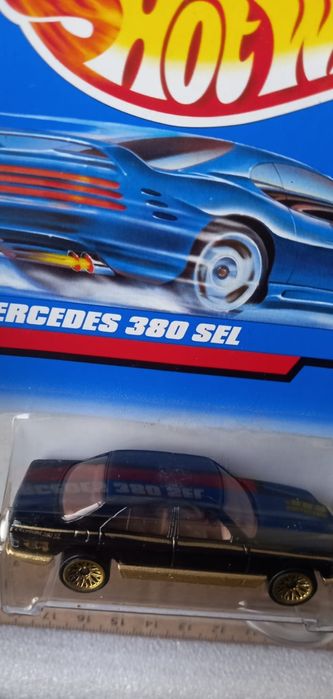 Mercedes 380 sel hot wheels