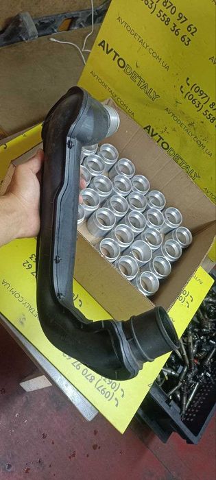 Патрубок интеркулера Renault Trafic Рено Трафик 2.0 реставрація втулка