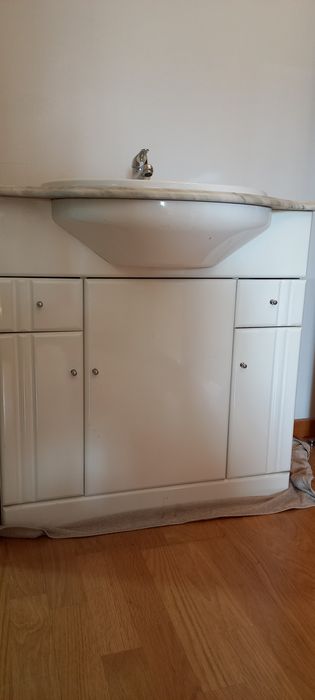 Móvel WC branco - como novo
