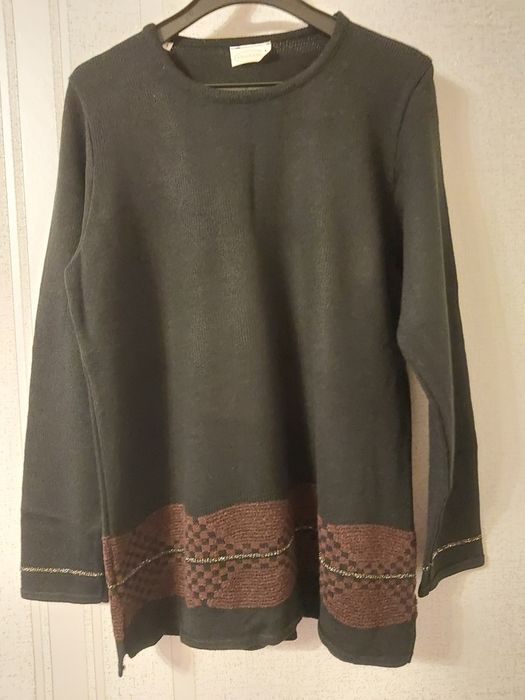 Sweter swetr sweterek  rozmiar L  jak nowy