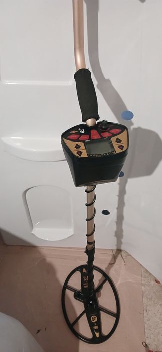 Металошукач Fisher F4