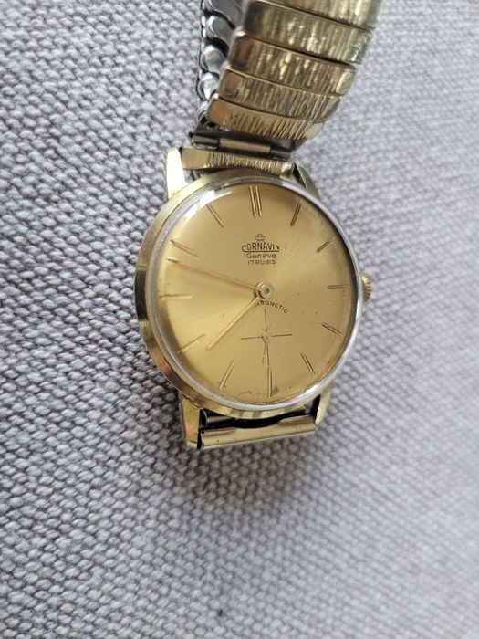 CORNAVIN Geneve 17 rubis Antimagnetic zegarek pozłacany Szwajcarski