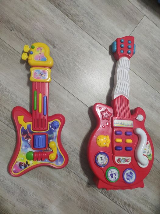 Продам детские игрушечные гитары