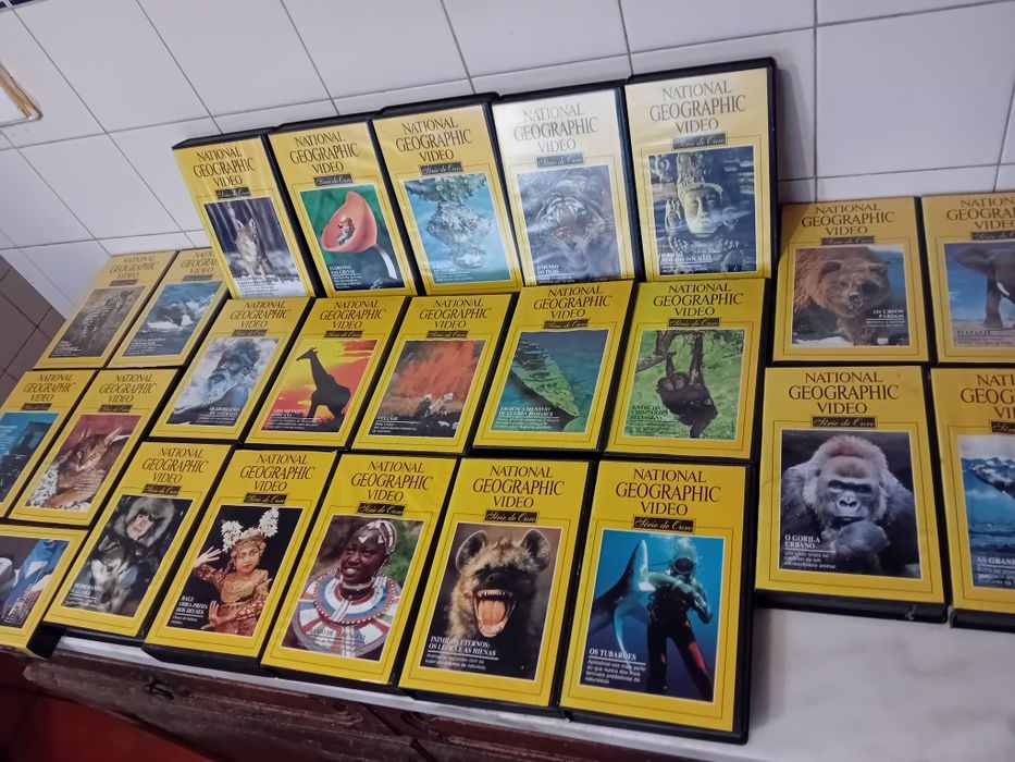 Conjunto de 24 Cassetes Vhs National Geographic