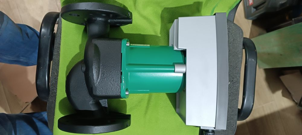 Насос Wilo Yonos Maxo plus 40/0,5-12