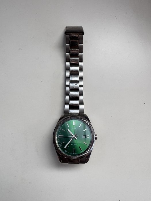 Relógio CASIO TIMELESS collection Verde