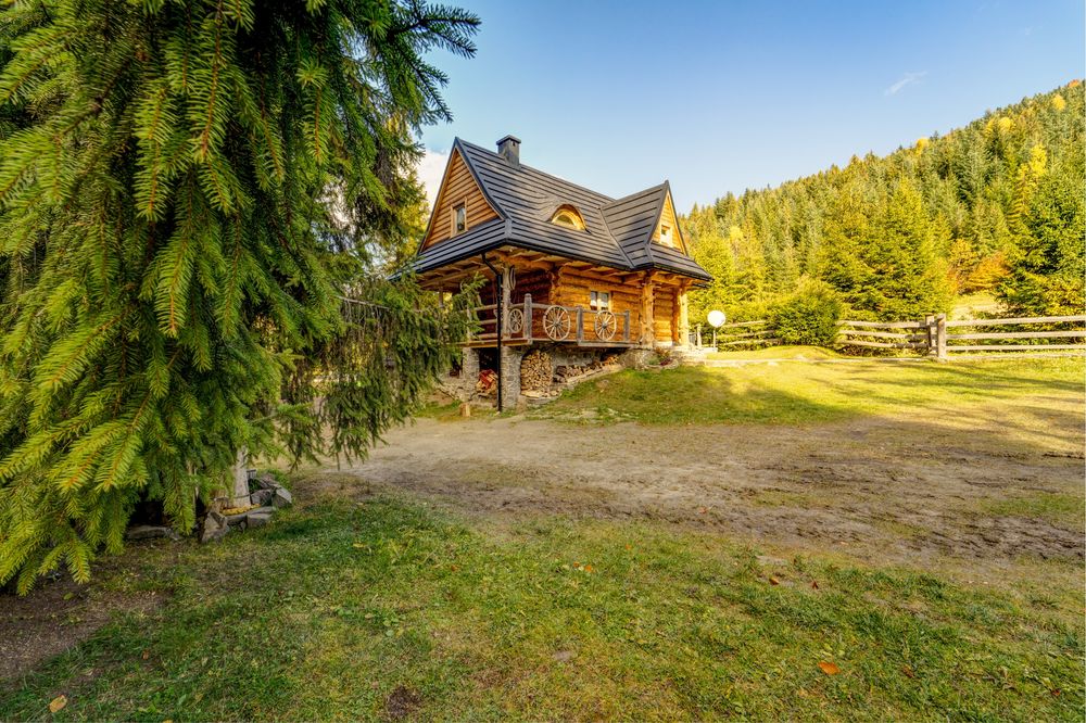 Domek z balią i kominkiem w lesie Podhale Gorce