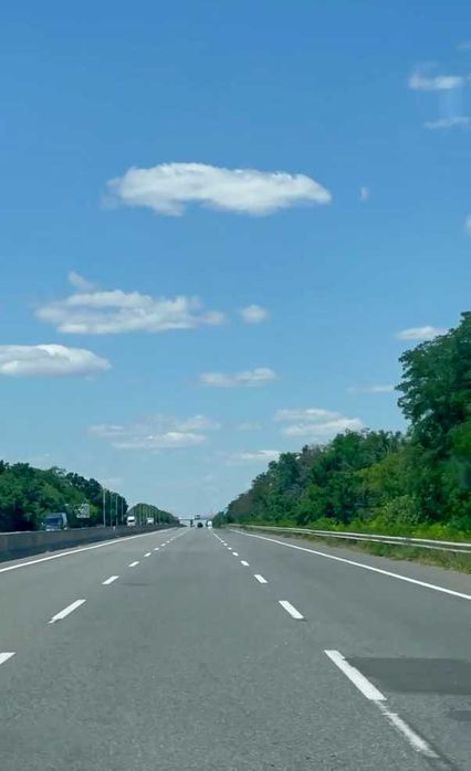 Продаж ділянки під логістику Київська траса Фасад