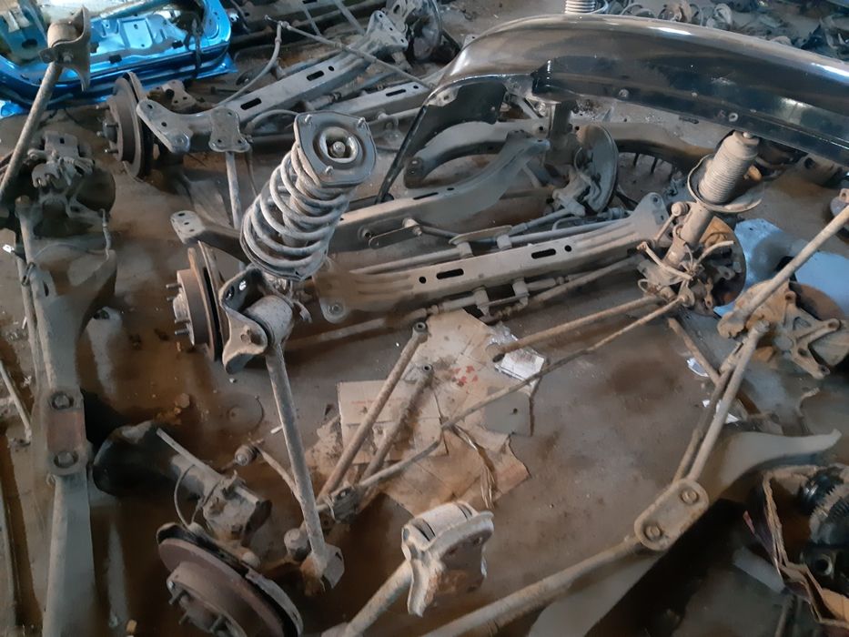 Задня балка кіа kia киа церато,cerato,forte 2004-2021